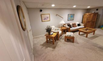 139 Tennis Ct, Belmar, NJ 07719