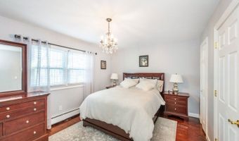 230 Avenue A, Bayonne, NJ 07002