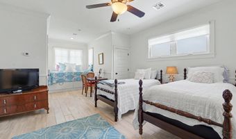 110 State St, Bay St. Louis, MS 39520