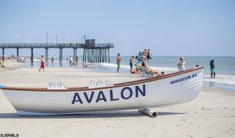 281 7th St, Avalon, NJ 08202