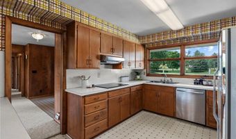 1102 Benton St, Anoka, MN 55303