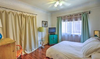512 N Harper Ave, Los Angeles, CA 90048