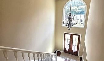 10805 Pinewalk Forest Cir, Alpharetta, GA 30022