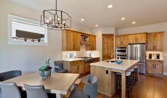 2631 NW Boulder Ridge Loop, Bend, OR 97703