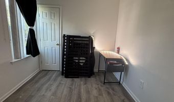 26 Gaston St, Aberdeen, NJ 07747