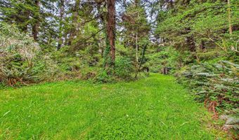448 Tanglewood Rd, Arcata, CA 95521
