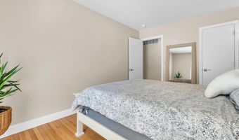 16 Shelli Ter, Barnegat, NJ 08005