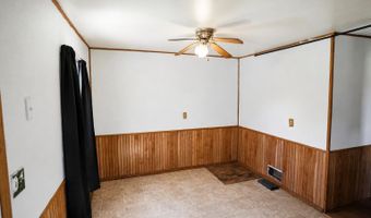 1011 Cochrane St, Aberdeen, SD 57401