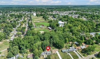 357 Maplewood Dr, Alliance, OH 44601