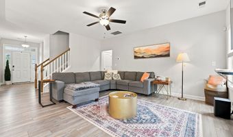 201 Rough Ridge Trl, Aberdeen, NC 28315