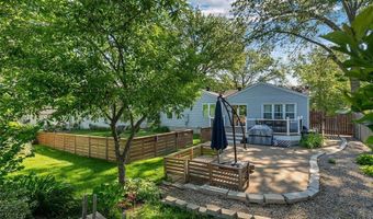 8531 General Grant Ln, Affton, MO 63123