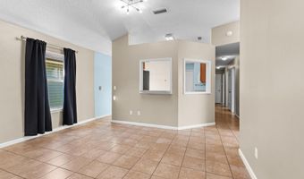 62 W 13TH St, Atlantic Beach, FL 32233