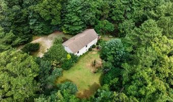 80 Old Shannock Rd, Charlestown, RI 02813