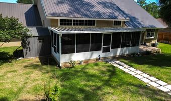 8 Apalachee St, Apalachicola, FL 32320