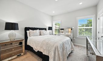 7233 MOUNTAINEER, Alexandria, VA 22306