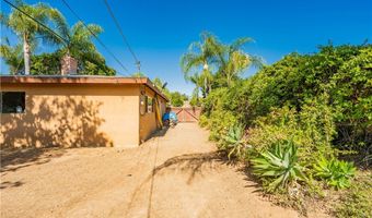 2048 Pomegranate Ln, Fallbrook, CA 92028