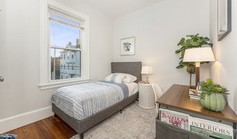 172 Boylston 3, Boston, MA 02130