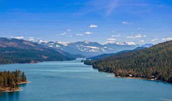 14335 Rainbow Dr, Bigfork, MT 59911