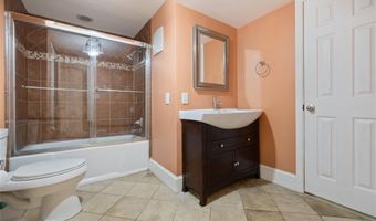 249 Cherry Ln, Airmont, NY 10901