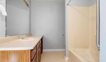 200 Heroux Blvd 606, Cumberland, RI 02864