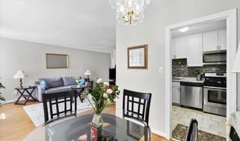 5001 10TH St S #5, Arlington, VA 22204