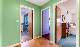 53 Hampton Ave, Auburn, ME 04210