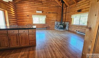 53 Runnin Bear Rd, Carmen, ID 83462