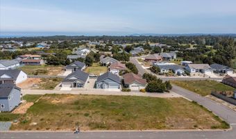 728 Seacrest Dr, Bandon, OR 97411