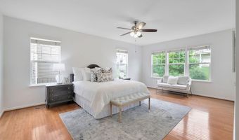 20997 POTOMAC TRAIL Cir, Ashburn, VA 20148