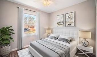 12 6th St, Barnegat, NJ 08005