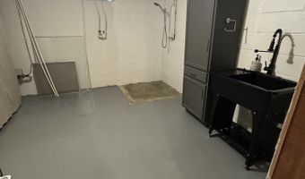 902 Plum St, Atlantic, IA 50022