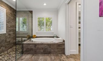 865 N SHORE Dr, Anna Maria, FL 34216