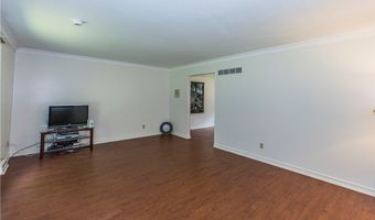 2070 White Pond Dr, Akron, OH 44313