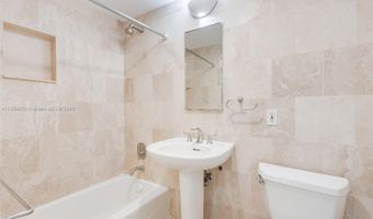 60 Park Dr C, Bal Harbour, FL 33154