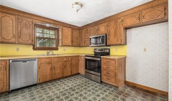 91 Inez Dr, North Kingstown, RI 02852