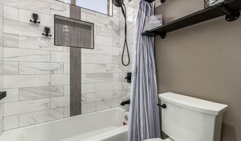 39913 N PRIDE Dr, Anthem, AZ 85086