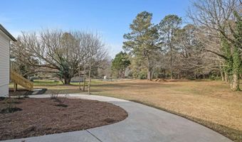 1525 Wynfield Dr, Auburn, GA 30011