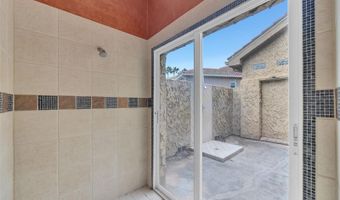 1005 PIANO Ln, Apollo Beach, FL 33572