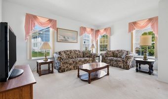 84 Chain Blvd, Bayville, NJ 08721