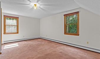 30 Pacheco Dr, North Smithfield, RI 02896