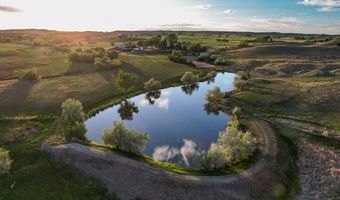226 Chalk Buttes Rd, Douglas, WY 82633