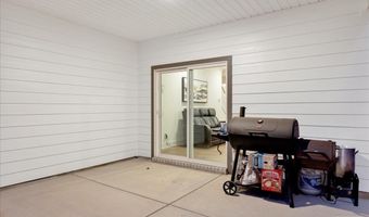 1404 N WYNLAKE Dr, Alabaster, AL 35007