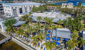 6412 MAYRA SHORES Ln, Apollo Beach, FL 33572