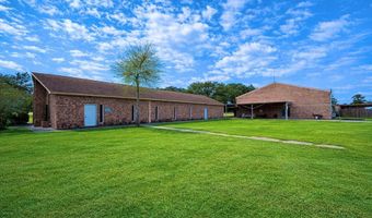 831 FM 2917, Alvin, TX 77511