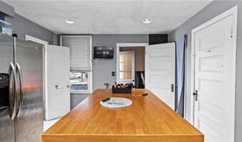 54 E Earle St, Cumberland, RI 02864