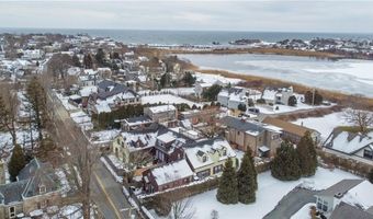 167 Coggeshall Ave A, Newport, RI 02840