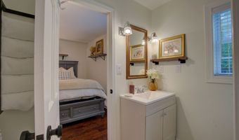 1307 Floyd Spgs, Armuchee, GA 30105