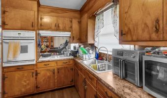 550 S 5th St, Aurora, NC 27806