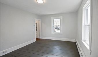 153 Mt Hope Ave, Bristol, RI 02809