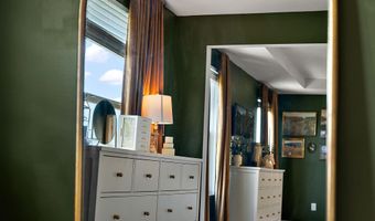 704 Groveland Cir, Ann Arbor, MI 48108